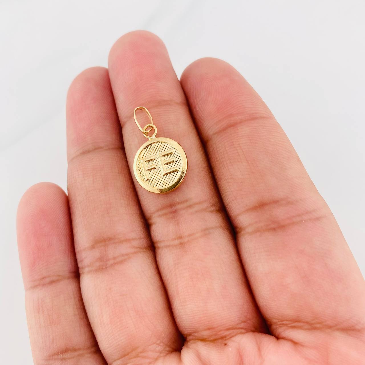 Pendant Faith 0.7g / 3/4 in Yellow Gold 18K