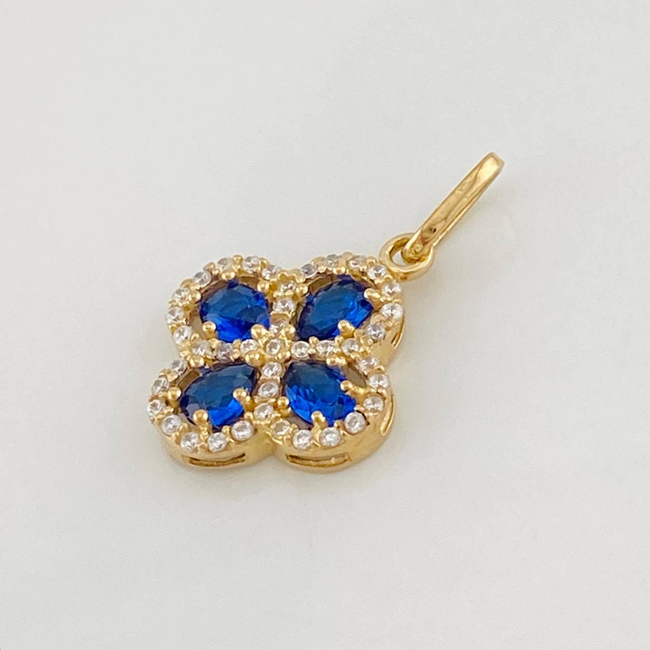 Dije Trebol 1.6g / 3/4 in Oro Amarillo 18K