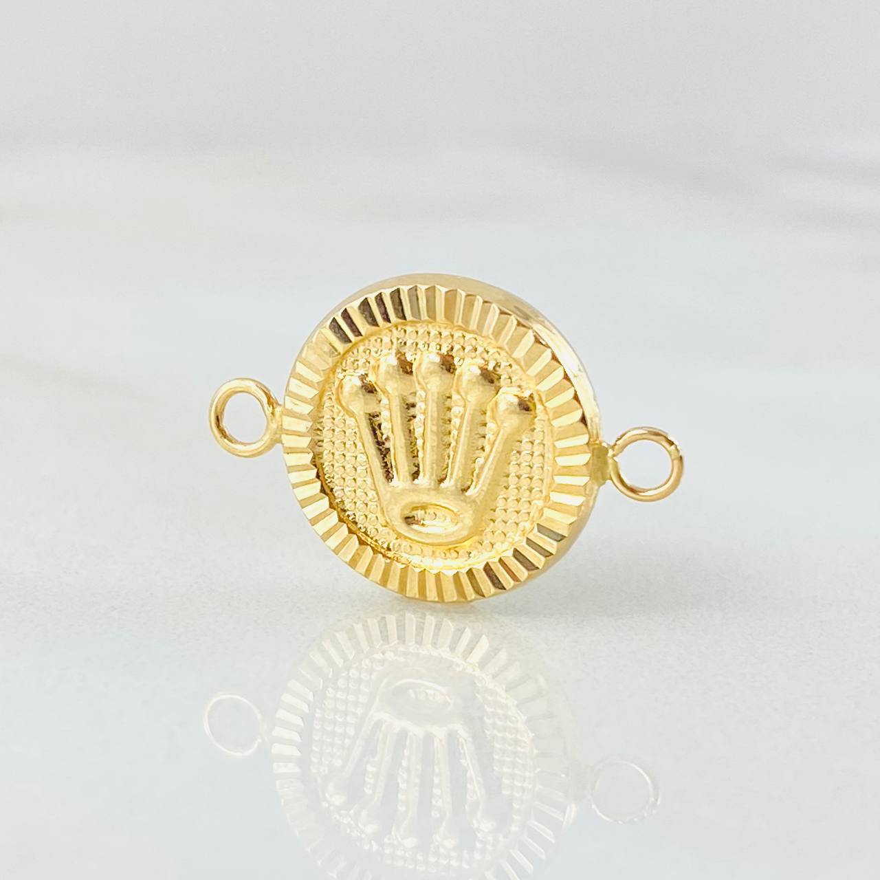 Charm Crown Circle 1.15gr / 3/4 in / 18K Gold