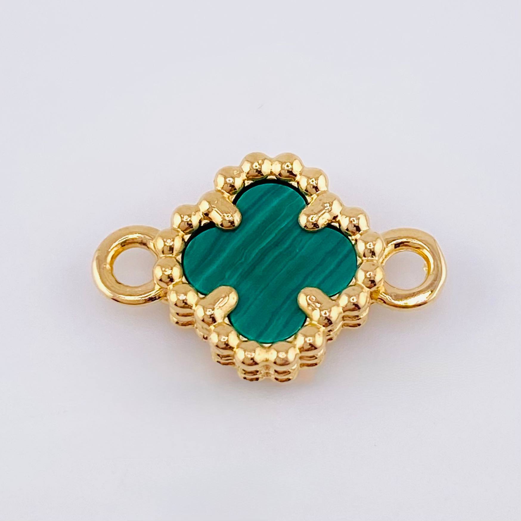 Herraje Trebol Verde 1.75gr / 3/4 in / Oro Amarillo Nac.Esp. 18K *