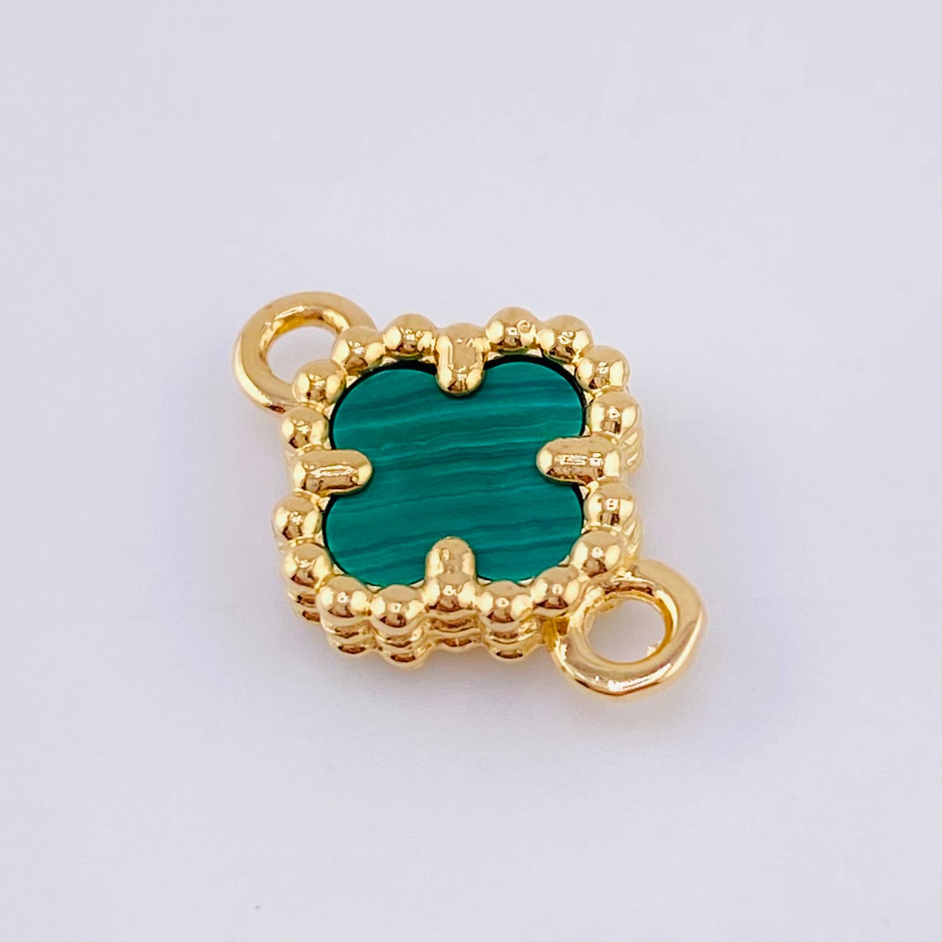 Herraje Trebol Verde 1.75gr / 3/4 in / Oro Amarillo Nac.Esp. 18K *