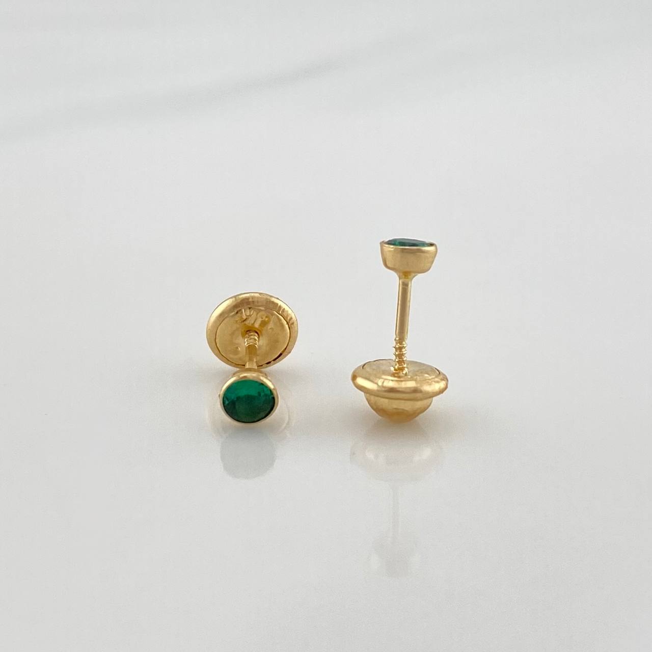 Topos Bisel 0.6 g / in / 4.4 mm Oro Amarillo 18K