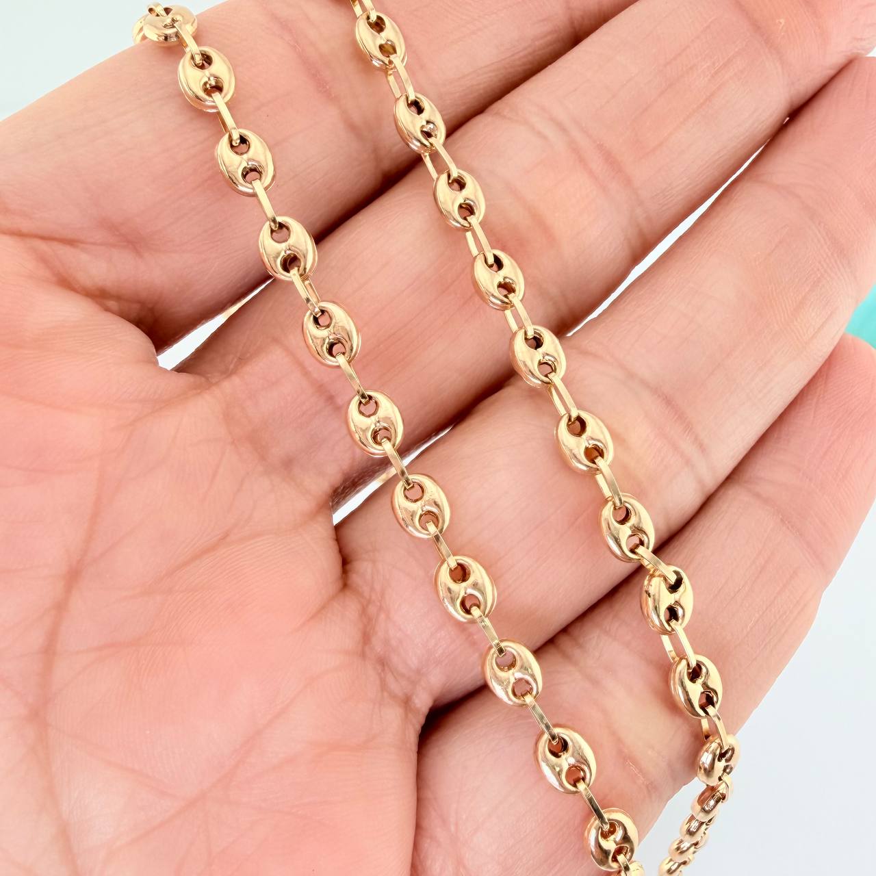 Cadena GC 9.4gr / 24 1/2 in / 4mm Oro Amarillo 18K $