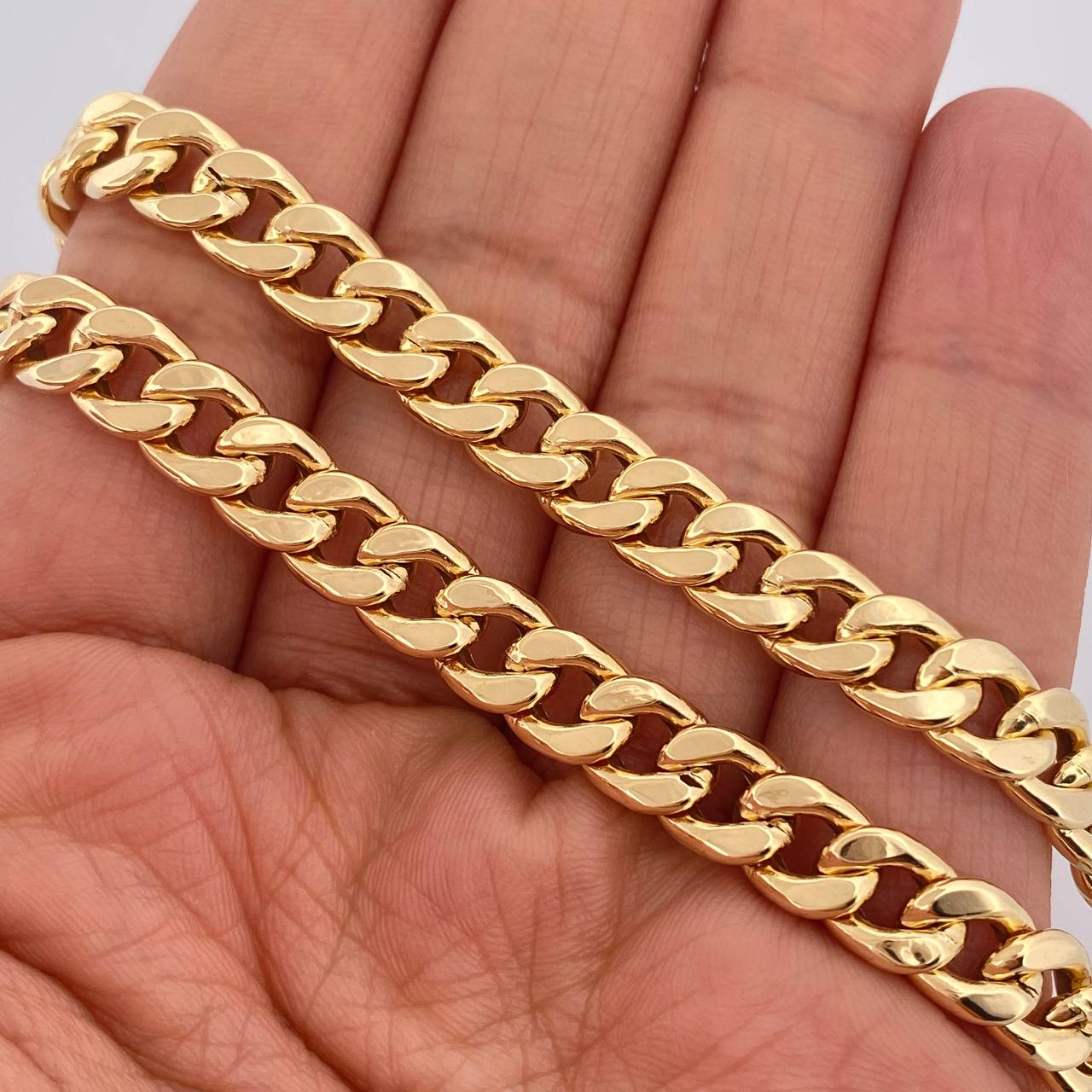 Cadena Cubana 14.5gr / 23 1/2 in / Oro Amarillo +1 18K $