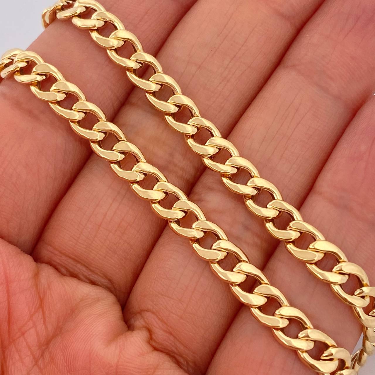 Cadena Cubana 6.25gr / 23 3/4 in / Oro Amarillo +1 18K $