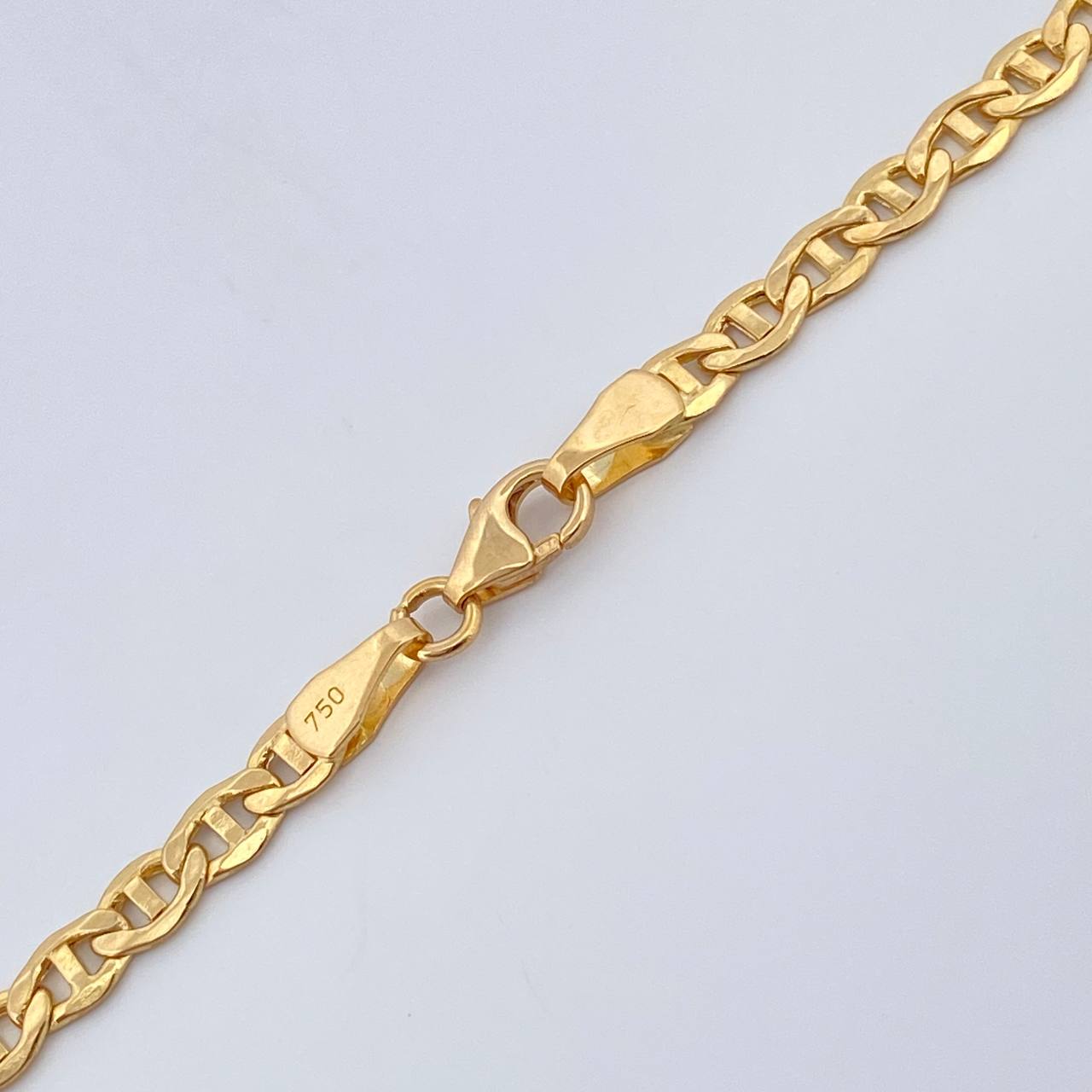 Cadena Escalera 7.35gr / 23 1/2 in / Oro Amarillo +3 18K $
