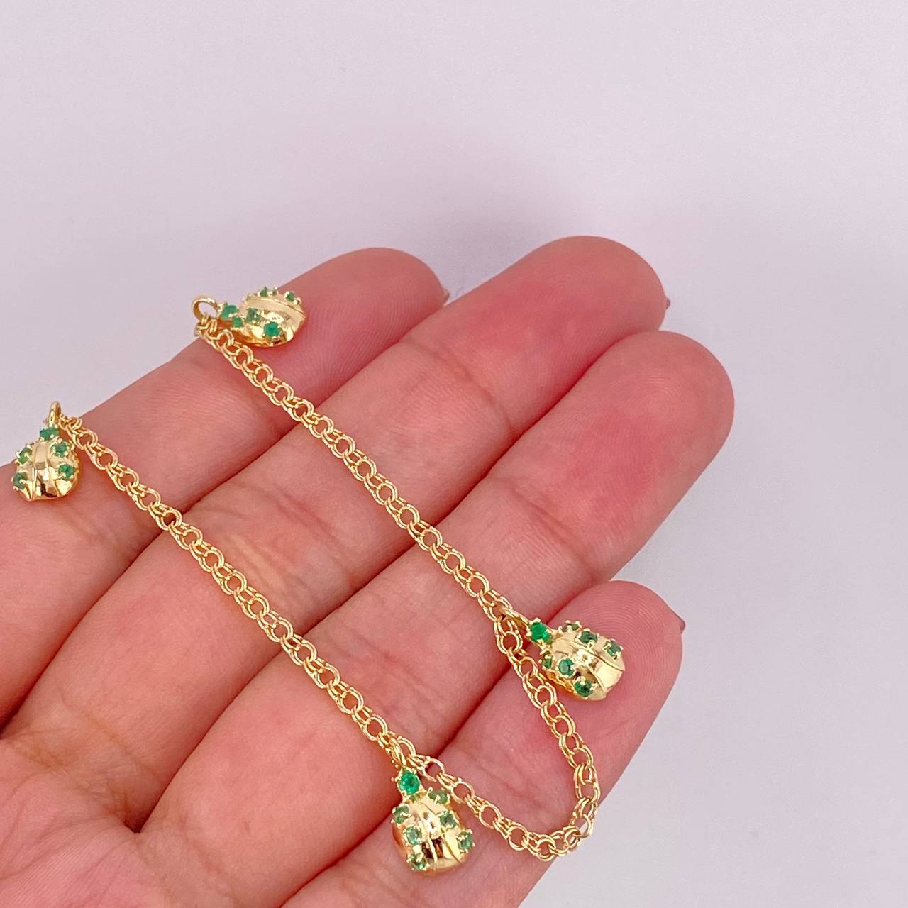 Bracelet Ladybugs Emeralds 44pts 3.95g / 7 3/4 in / 2.2mm Yellow Gold 18K