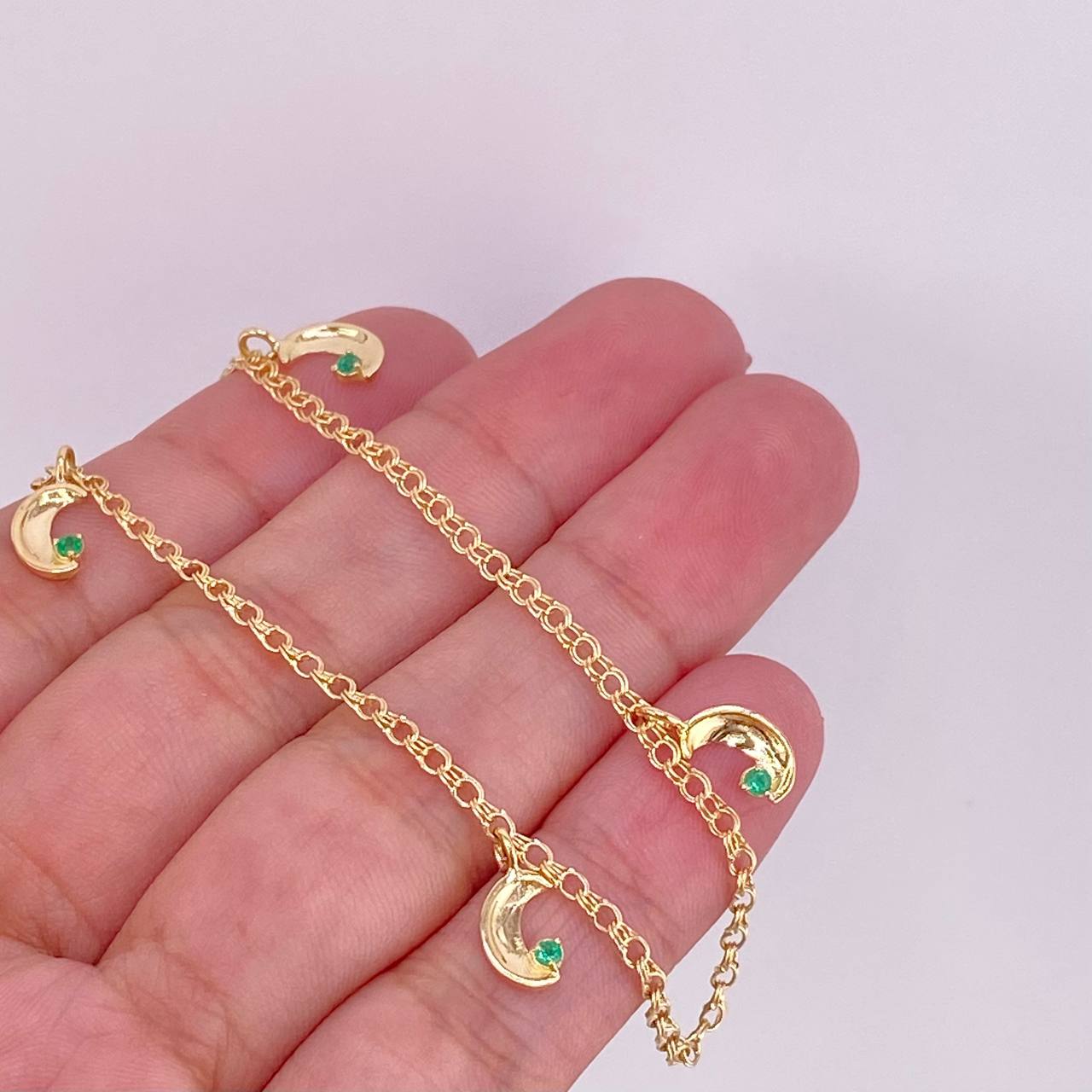 Pulso Media Lunas Esmeraldas 6pts 3.3g / 8 in / 2.2mm Oro Amarillo 18K