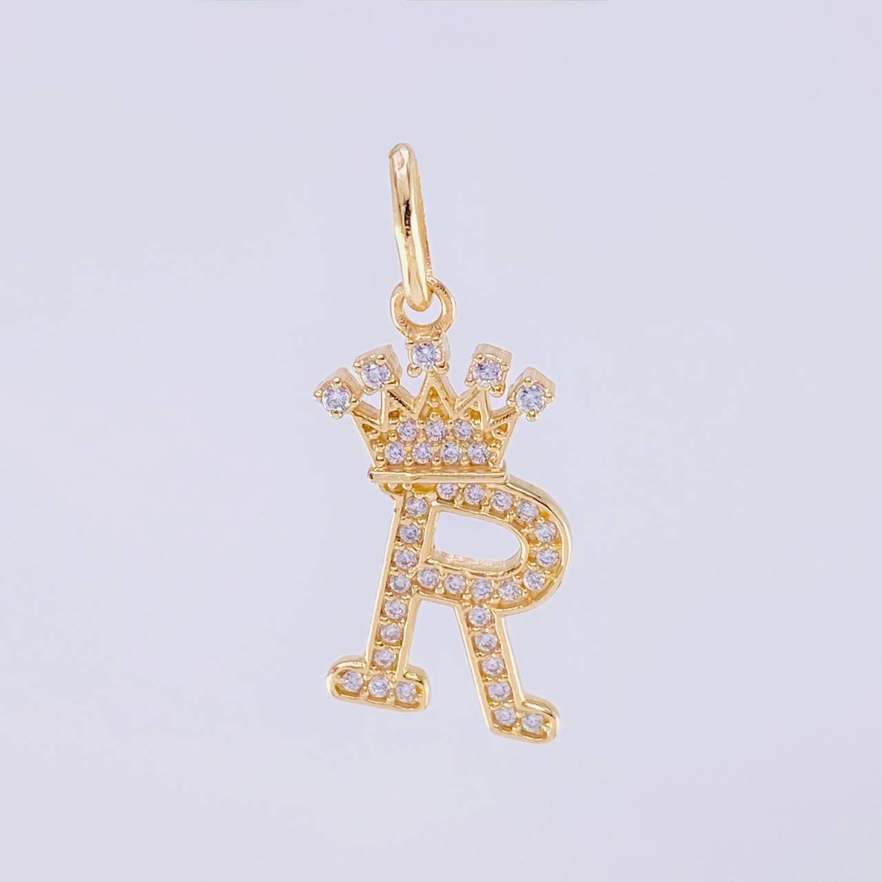 Dije Corona Letra R 1.75g / 1 in Oro Amarillo 18K