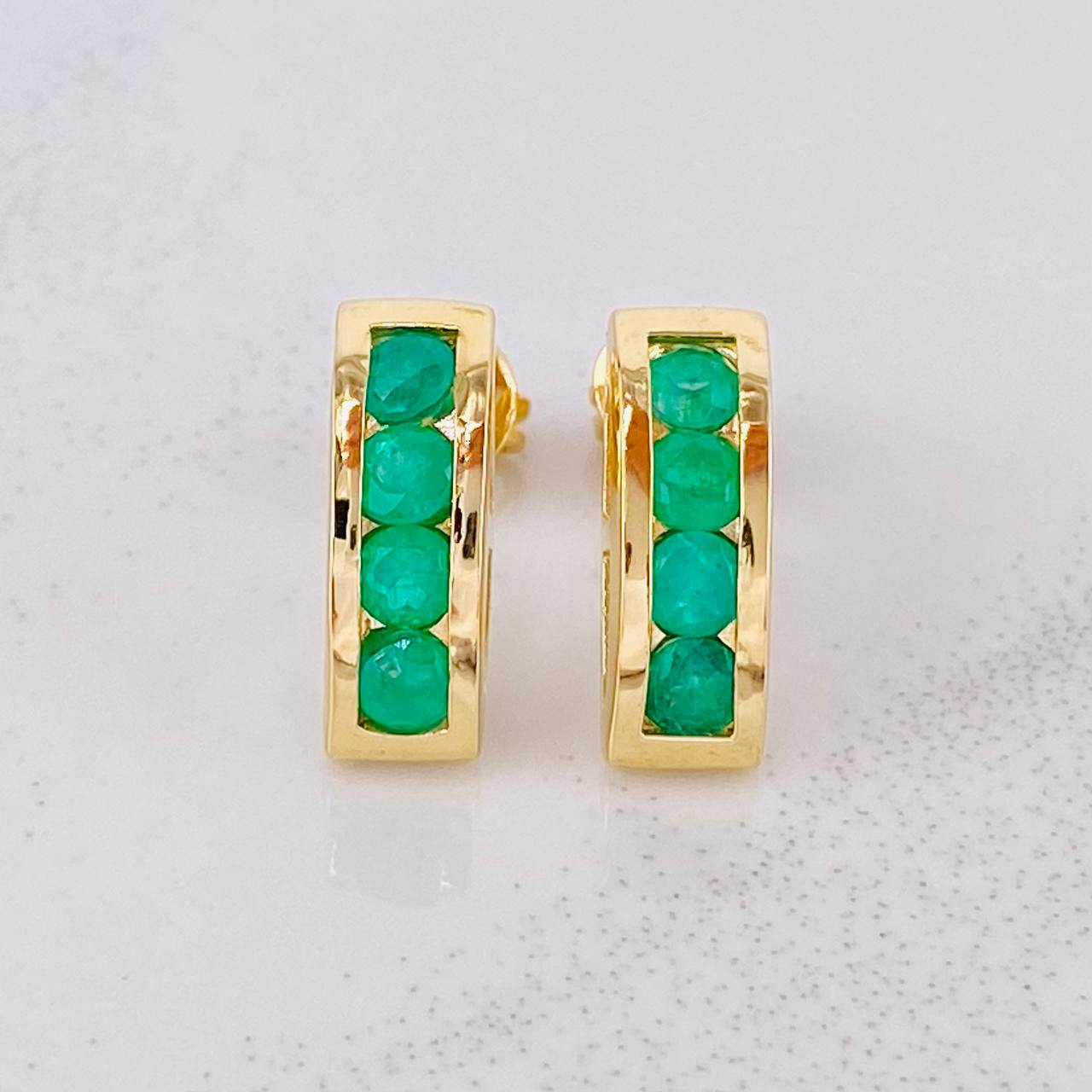 Topos Carril Esmeraldas 80pts 3.75g / in / 13.7mm Oro Amarillo 18K