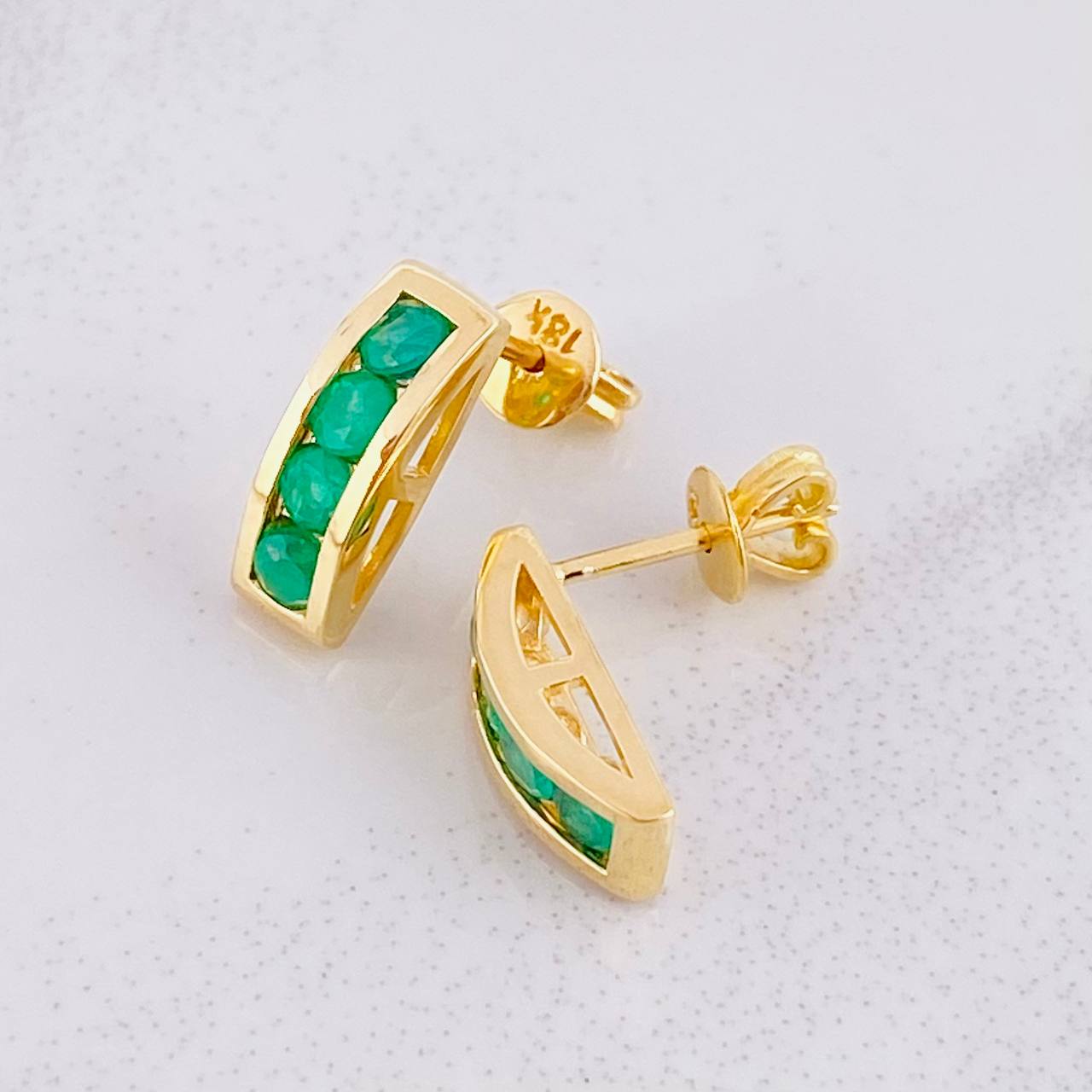 Topos Carril Esmeraldas 80pts 3.75g / in / 13.7mm Oro Amarillo 18K