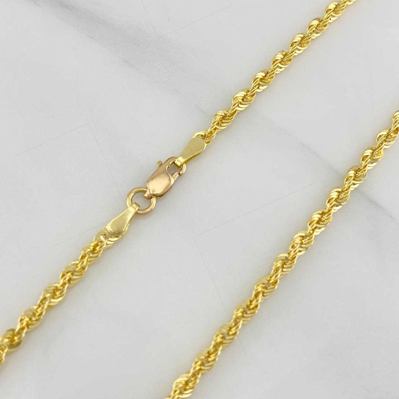 Rope Chain 3.4 g / 17 1/2 in / 2.3 mm Yellow Gold 18K