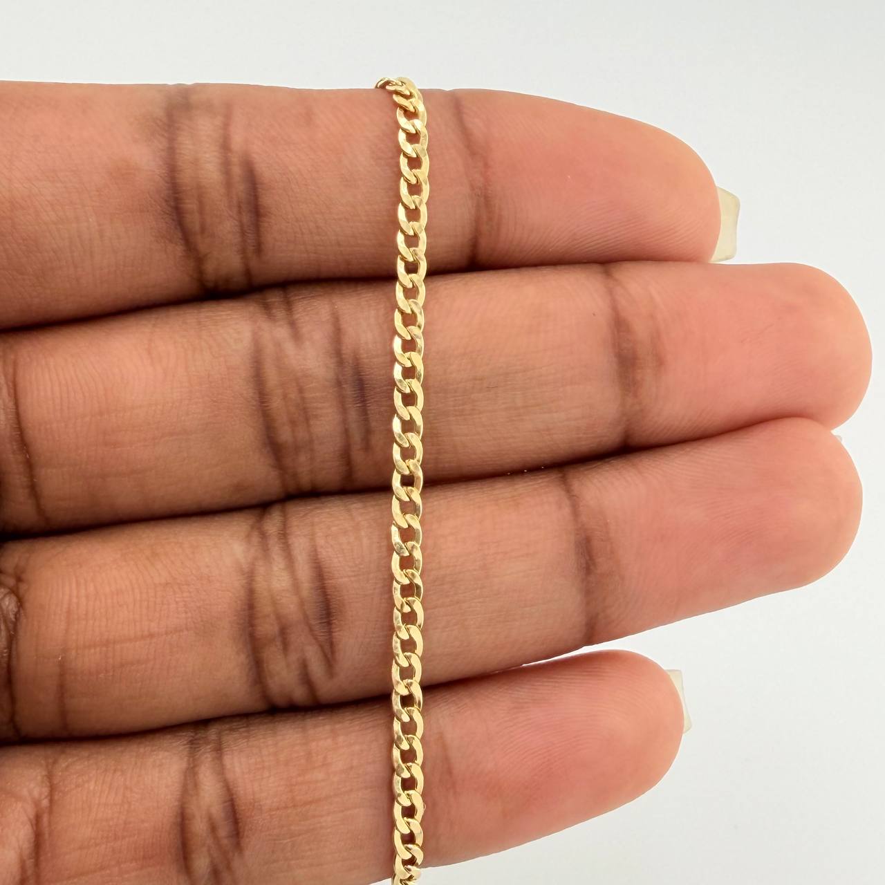 Pulso Cubana 1.55gr / 7 1/2 in / 2.33mm Oro Amarillo +1 18K $