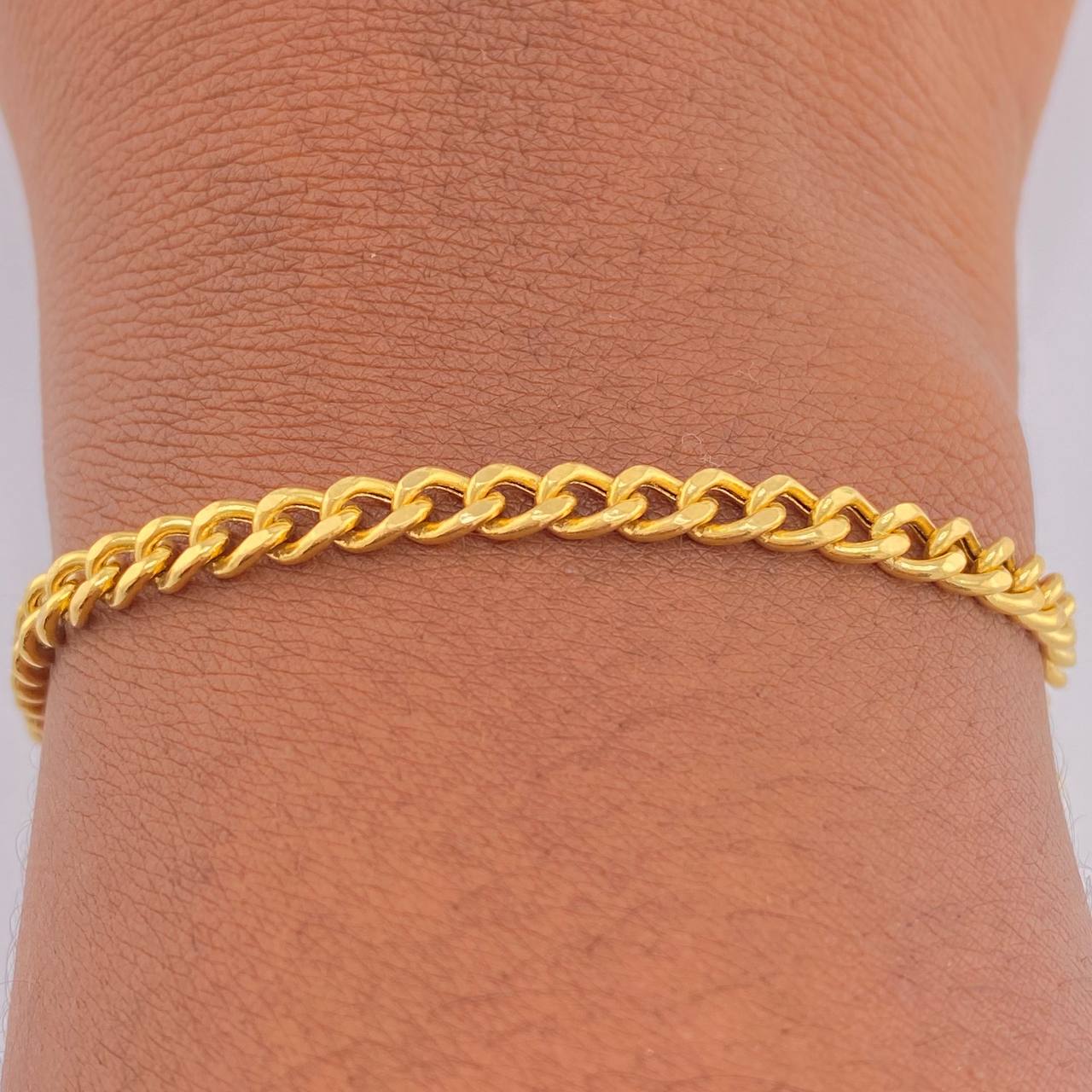 Pulso Cubana 3.8gr / 7 1/2 in / 3.63mm Oro Amarillo +1 18K $