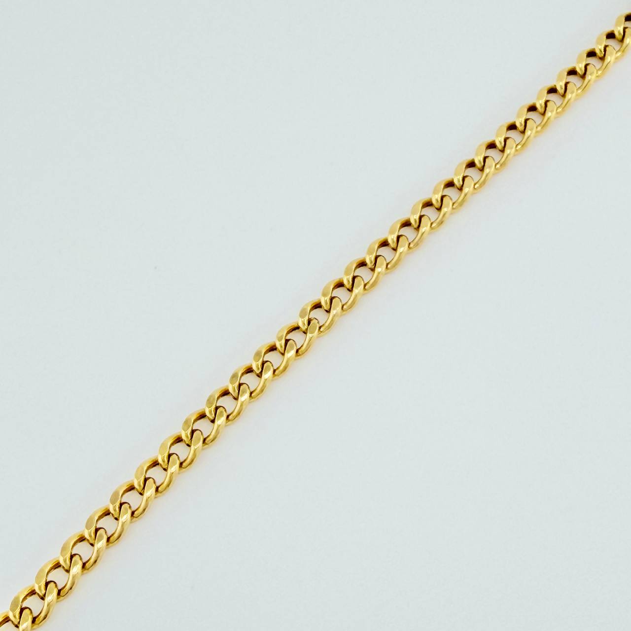 Pulso Cubana 3.8gr / 7 1/2 in / 3.63mm Oro Amarillo +1 18K $