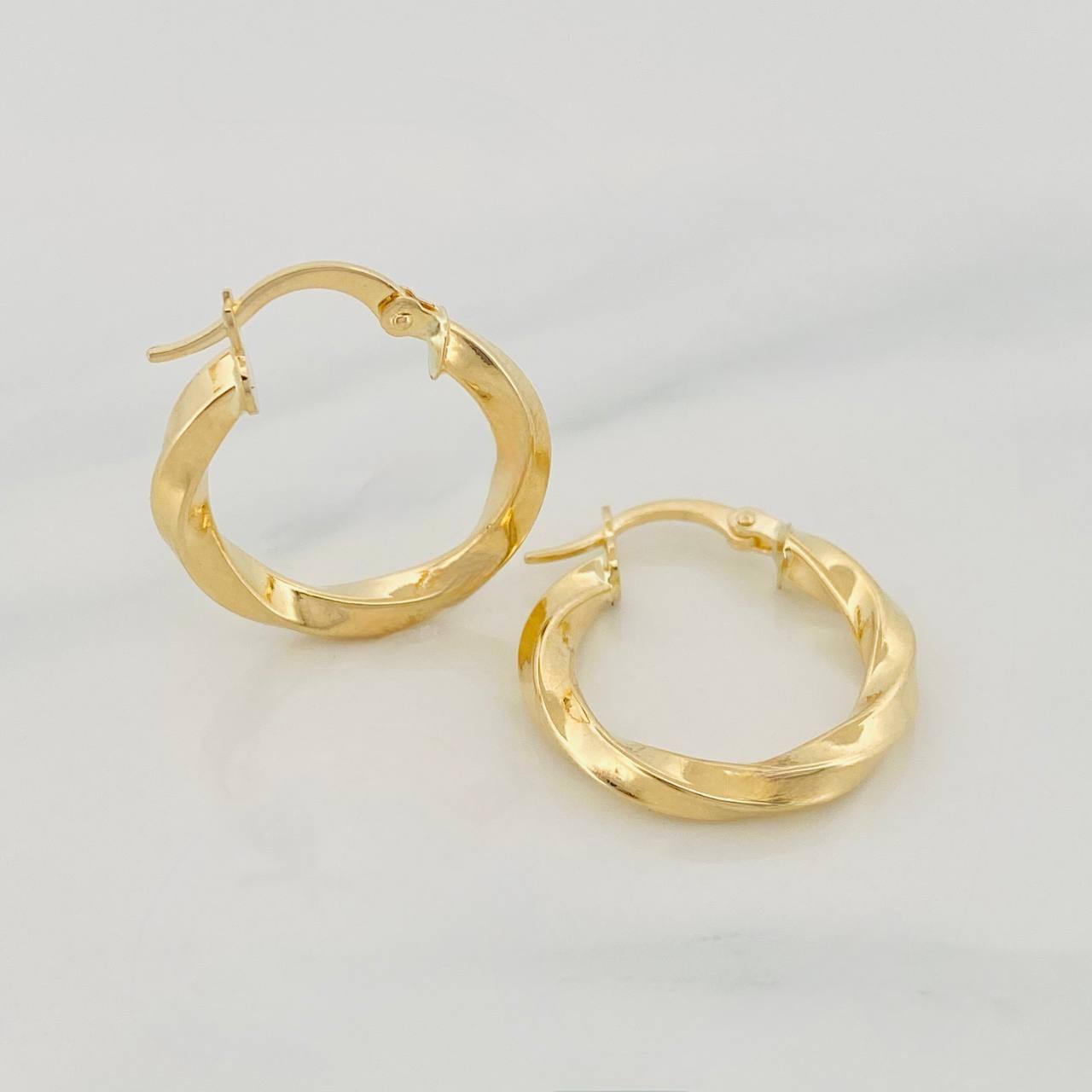 Candongas Kari 2.2g / 1 in Oro Amarillo 18K