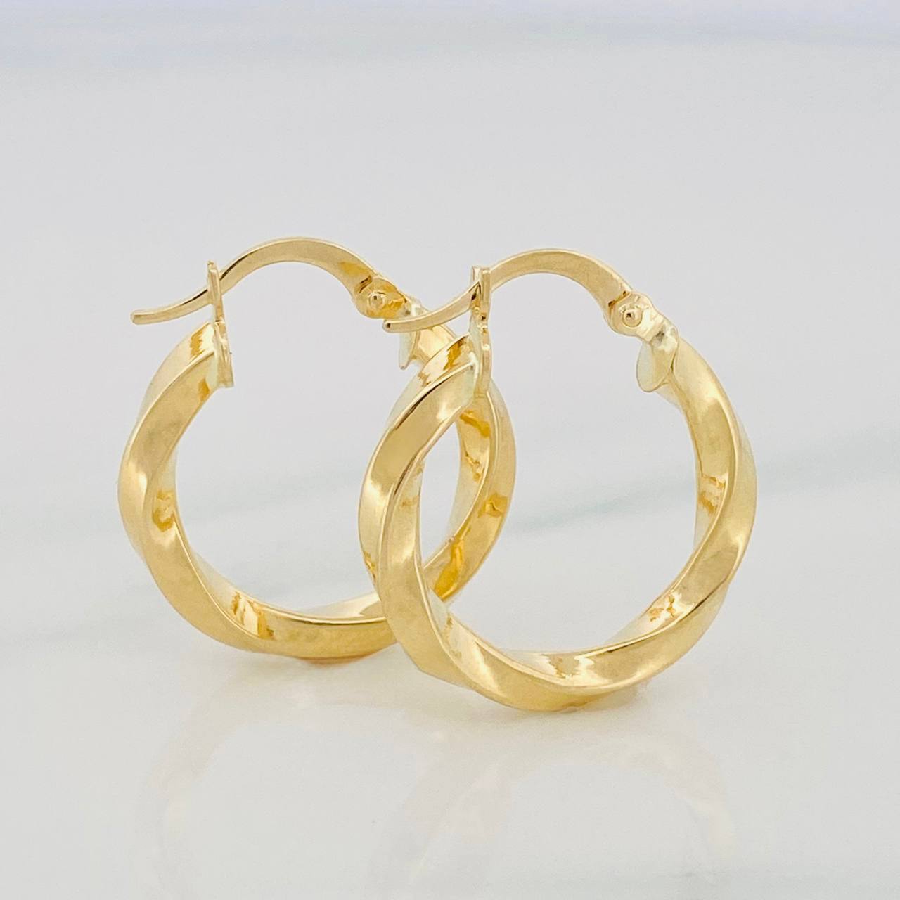 Candongas Kari 2.2g / 1 in Oro Amarillo 18K