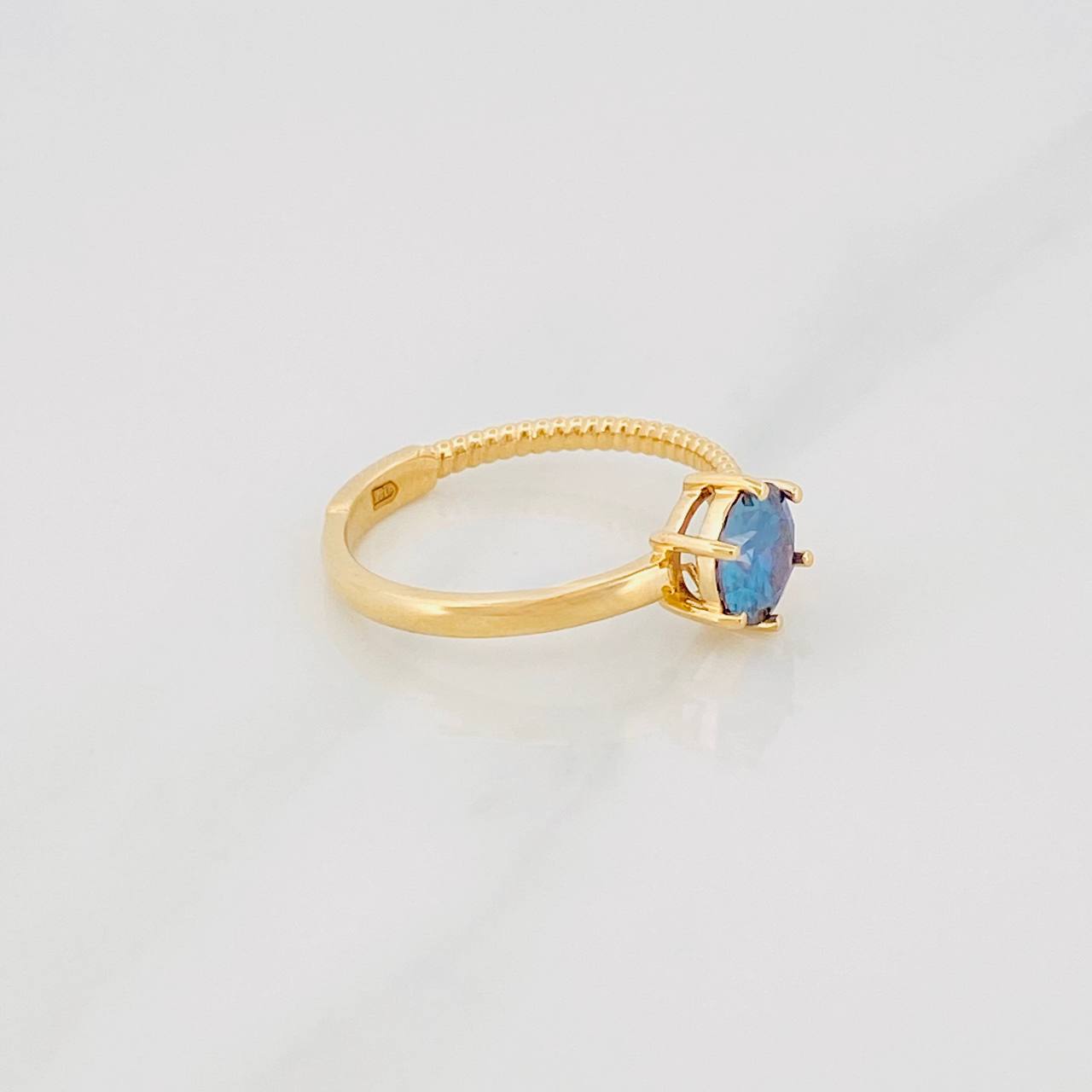 Solitaire Ring Moissanite 1 Cts 2.5g / T7 1/4 Yellow Gold 18K