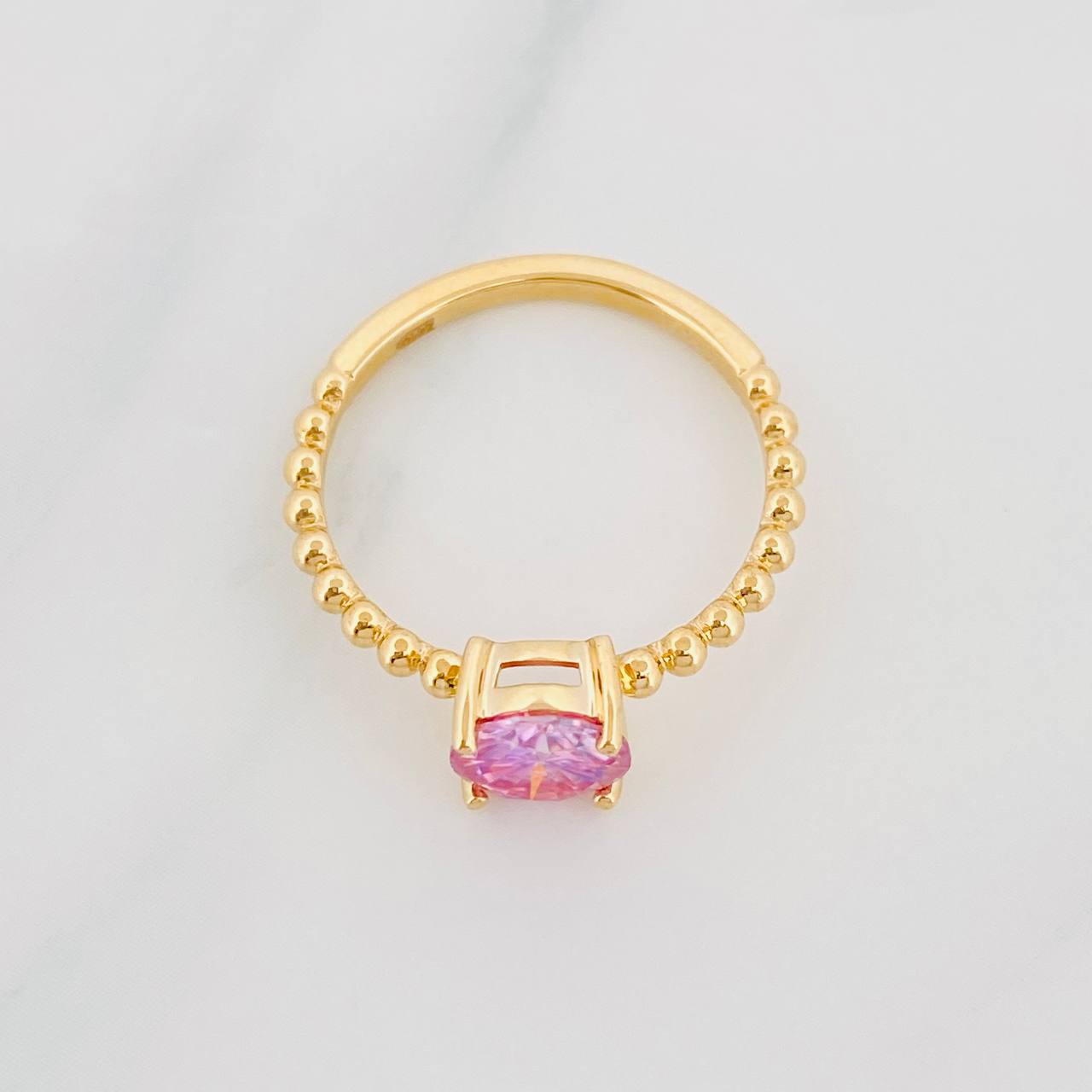 Anillo Solitario Bisel Moisanita 1 Qts 2.25g / T6 1/4 Oro Amarillo 18K