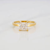 Solitaire Square Moissanite Ring 0.75 Ct 2.2g / T6 3/4 Yellow Gold 18K