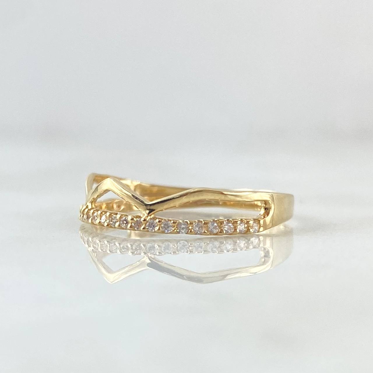 Anillo Trio Tiara En Triangulo 1.2gr / T5 1/2 / Circones Blancos Oro Amarillo 18K