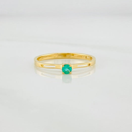 Anillo solitario esmeralda 0.7pts Esmeralda 1pts 1.65g / T7 Oro Amarillo 18K