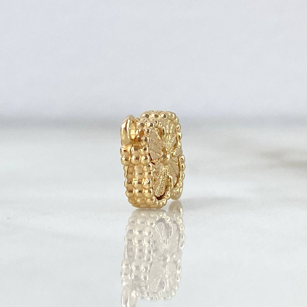 Charm Clover VCyA 1.7gr / 1.5cm / Yellow Gold Striped +4