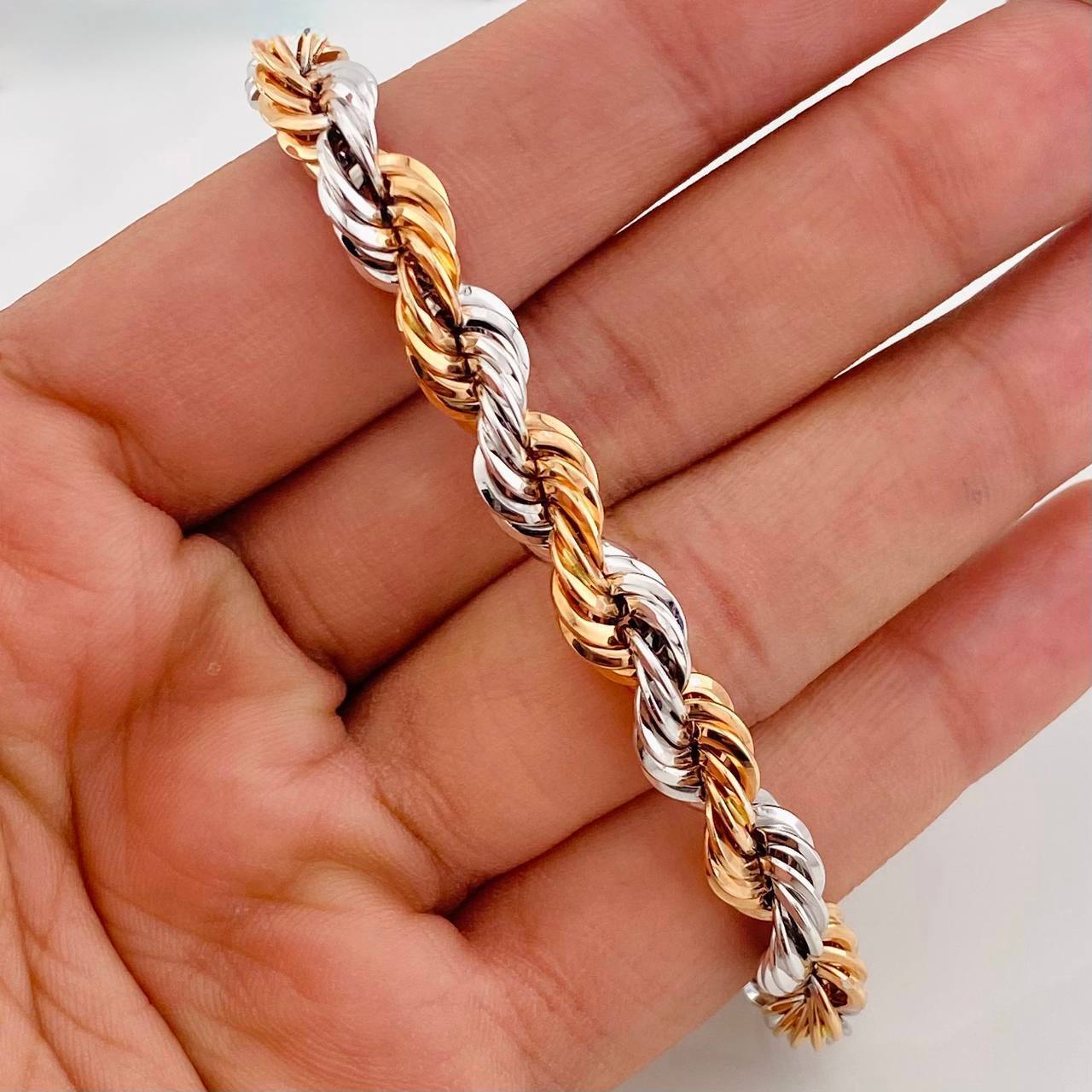 Pulso Lazo 8.25g / 8 1/4 in / 7.7mm Dos Oros Blanco Rosa 18K