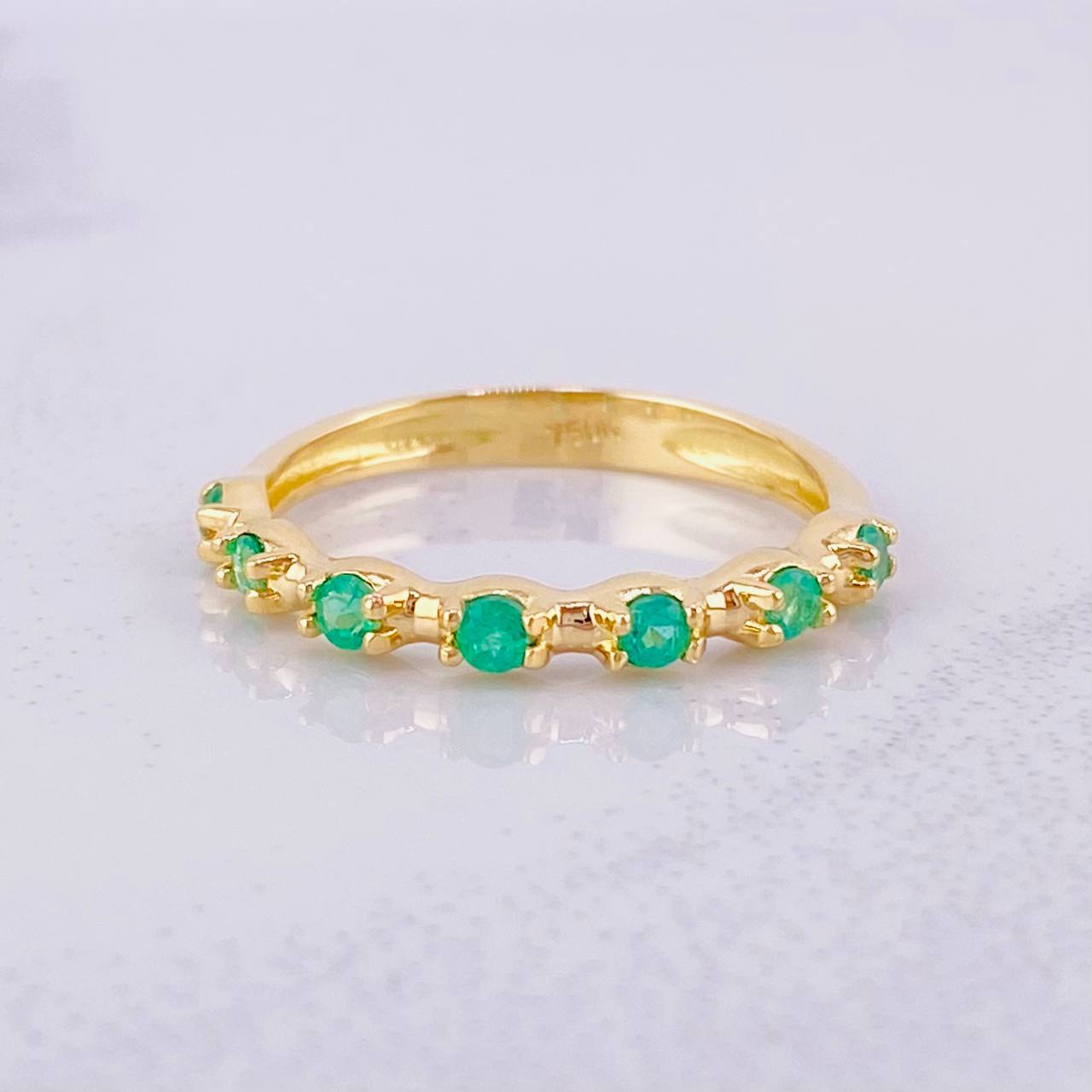 Dense Line Ring Emeralds 22pts 2.3g / T7 1/4 Yellow Gold 18K
