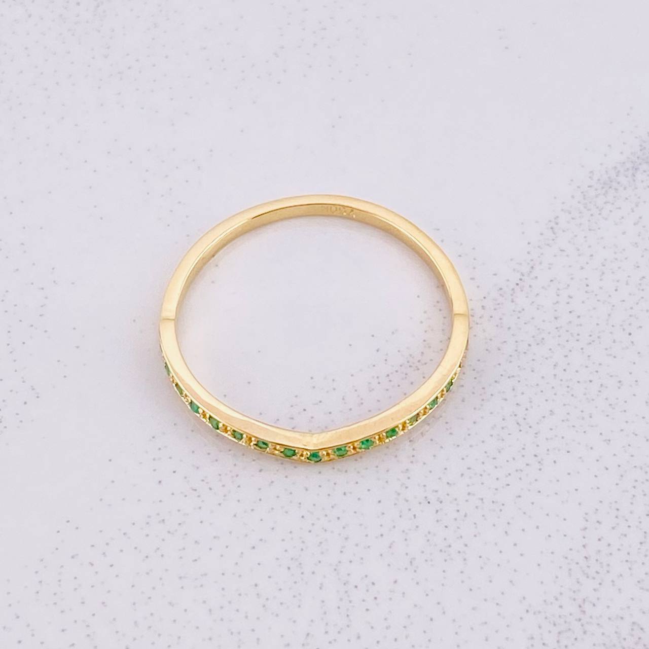 Curved Channel Ring Emeralds 27pts 1.55g / T8 Yellow Gold 18K