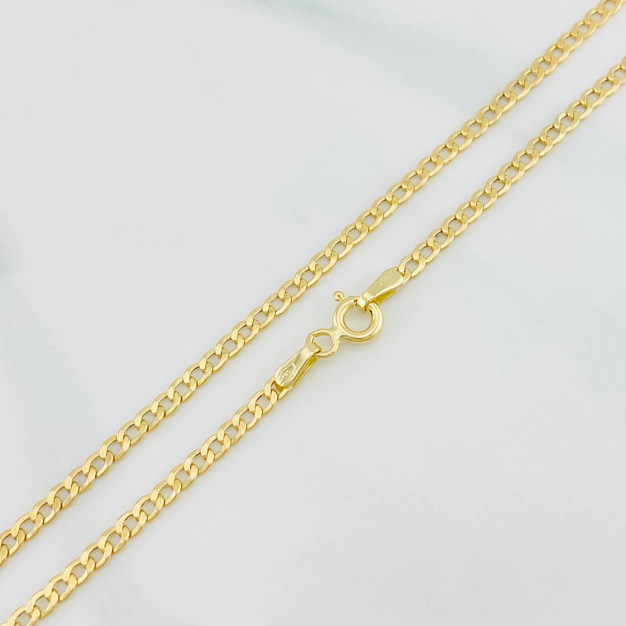Cadena Cubana 2.75g / 23 3/4 in / 2.8mm Oro Amarillo 18K