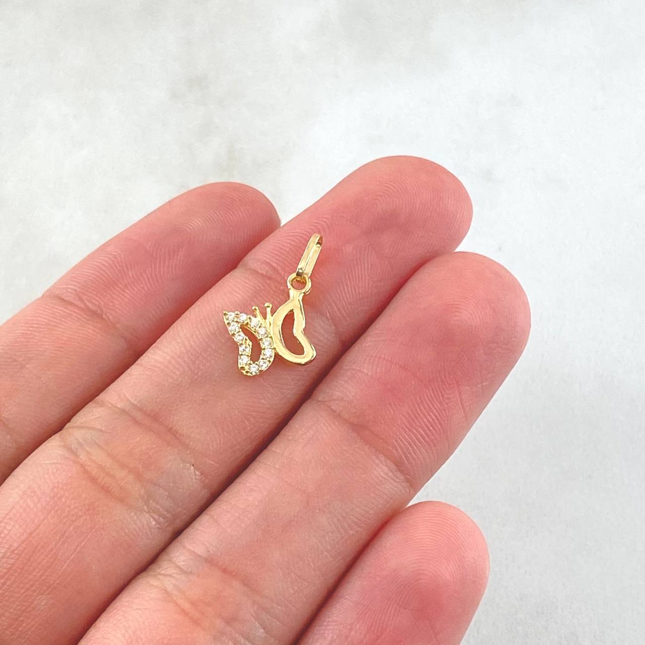 Pendant Butterfly 0.5gr / 1/2 in / 18K Gold ©