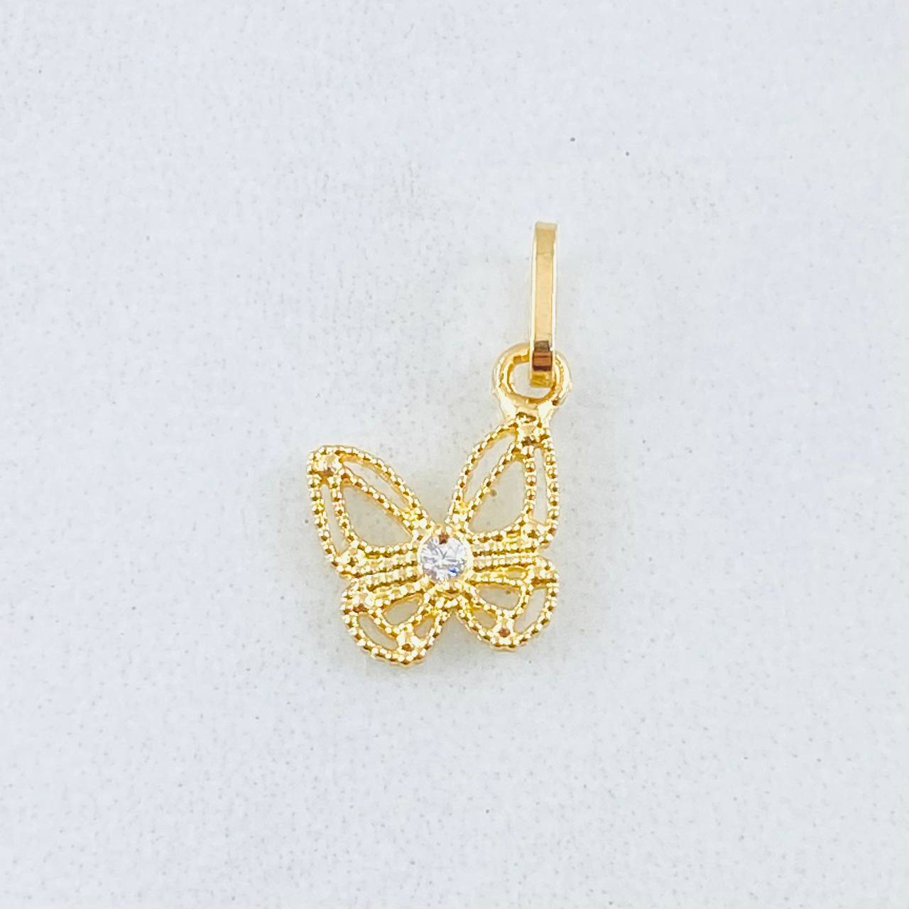 Butterfly Pendant 0.4gr / 3/4 in / 18K Gold