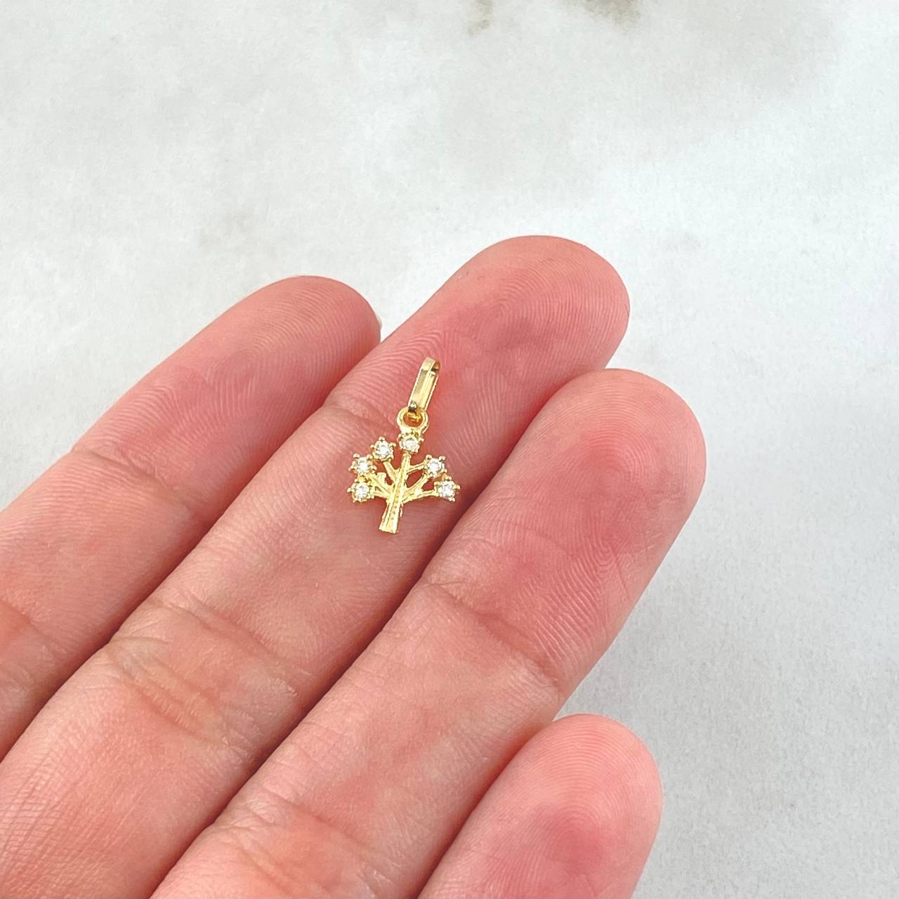 Dije Arbol 0.4gr / 1/2 in / Oro Amarillo 18K