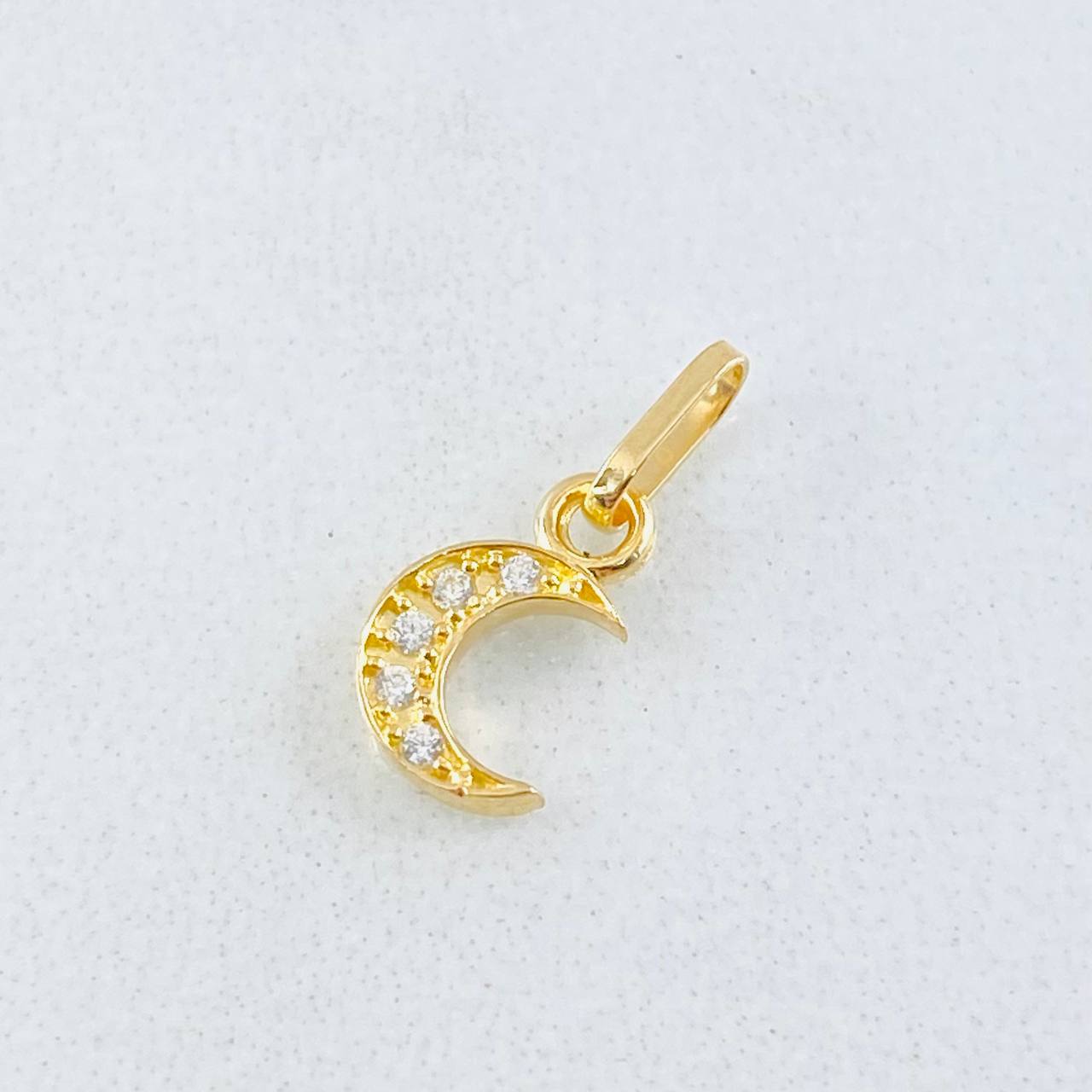 Dije Luna 0.3gr / 1/2 in / Oro Amarillo 18K