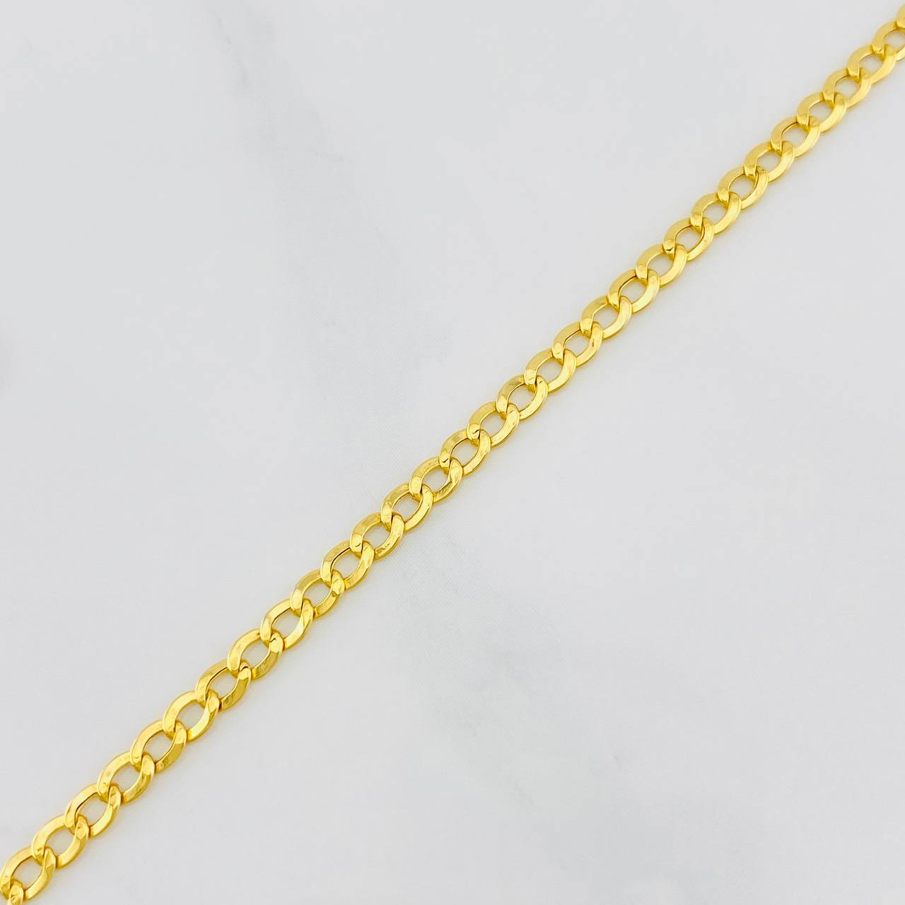Pulso Cubano 1.25 g / 7 1/2 in / 1.35 mm Oro Amarillo 18K