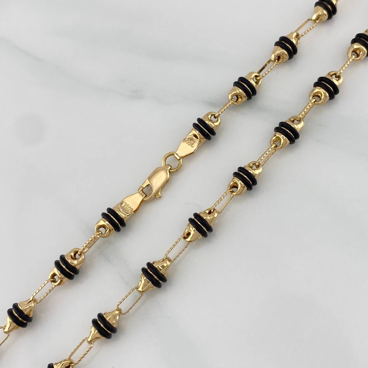 Rustic Barrel Chain 14.45 g / 24 1/2 in / 4.65 mm 18K Yellow Gold