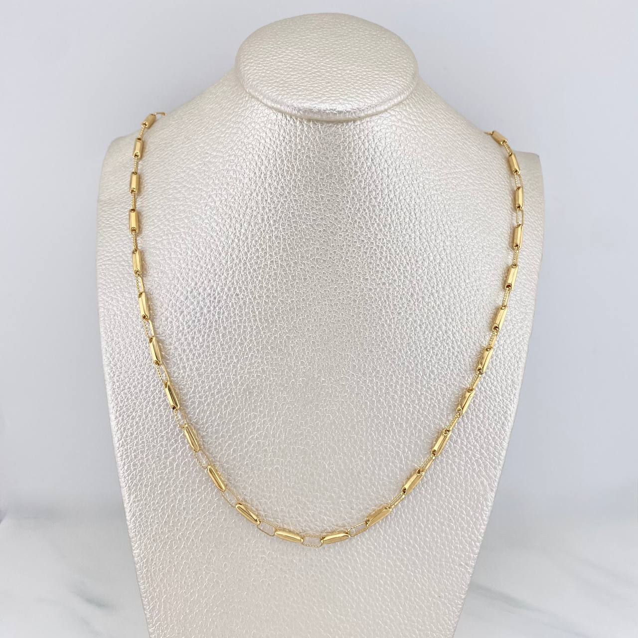 Rustic Rectangle Chain 9 g / 24 in / 2.6 mm 18K Yellow Gold