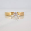 Solitaire Ring 2.2g / TT7 3/4 Yellow Gold 18K