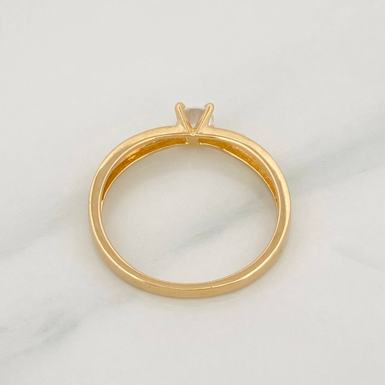 Solitaire Ring 2.2g / TT7 3/4 Yellow Gold 18K