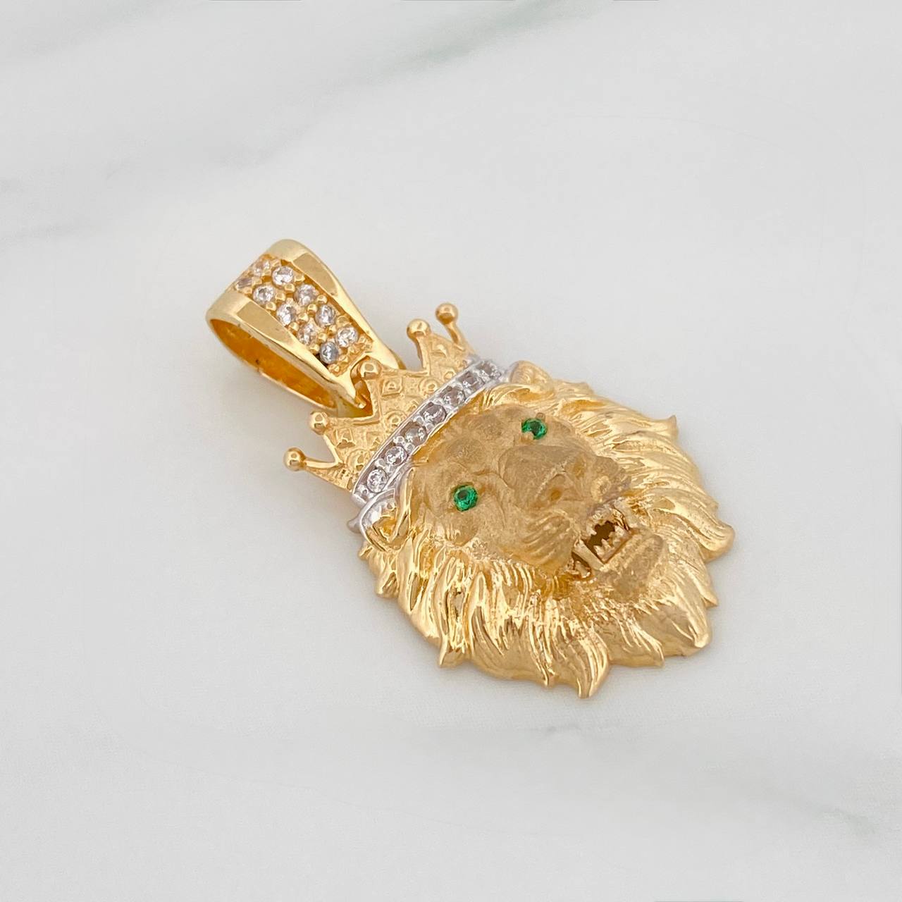 Dije León 3.35g / 1 in Dos Oros Amarillo Blanco 18K