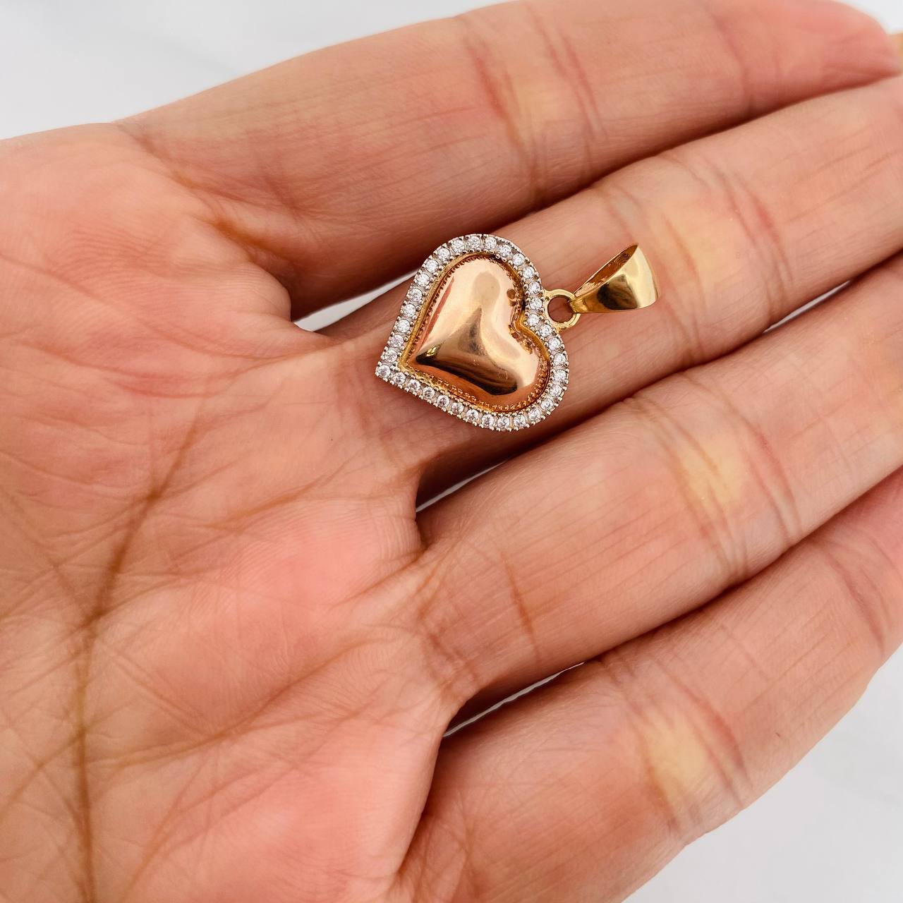 Dije Corazón 2.35g / 1 in Tres Oros 18K