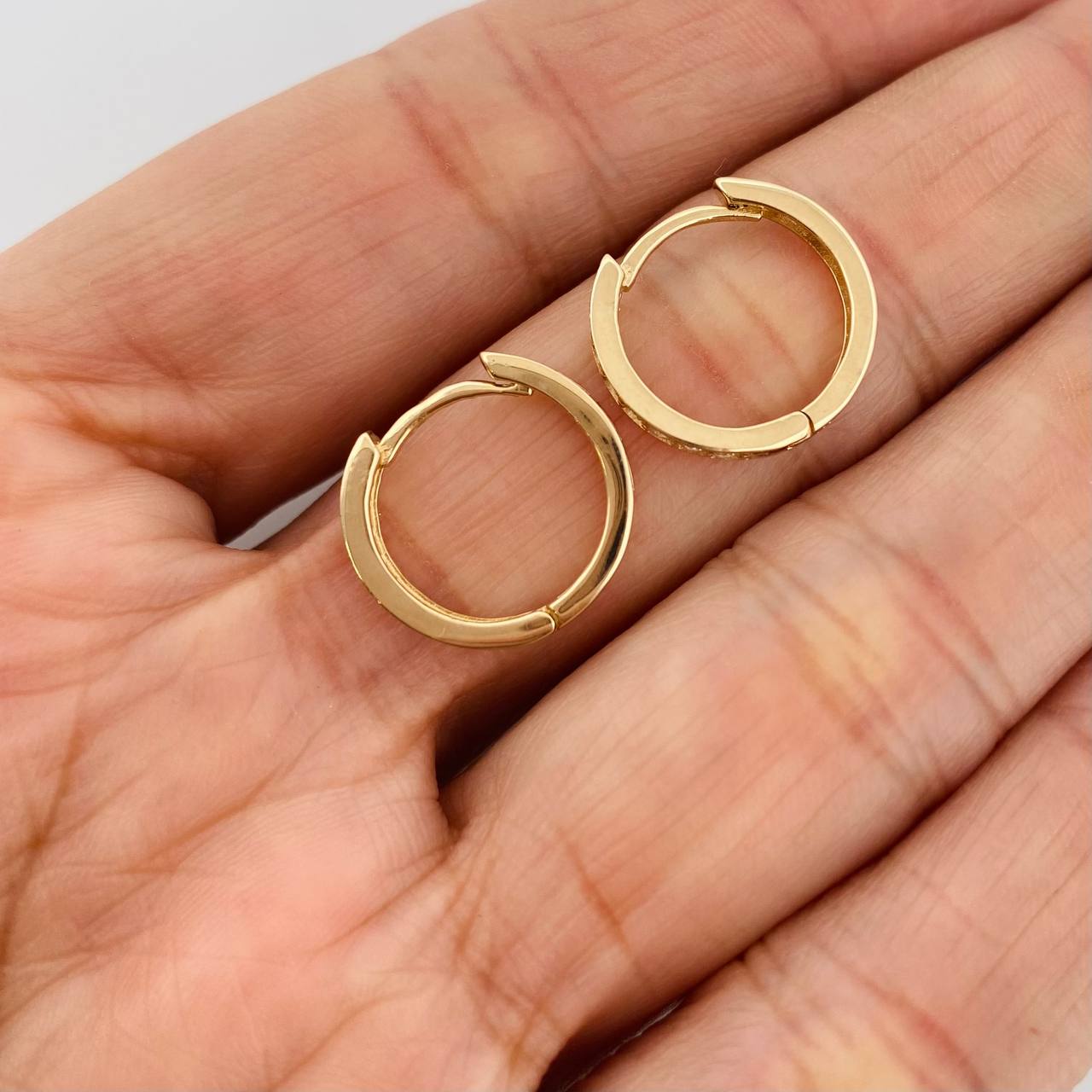 Hoop Earrings Carril 2.1g / 1/2 in Yellow Gold 18K