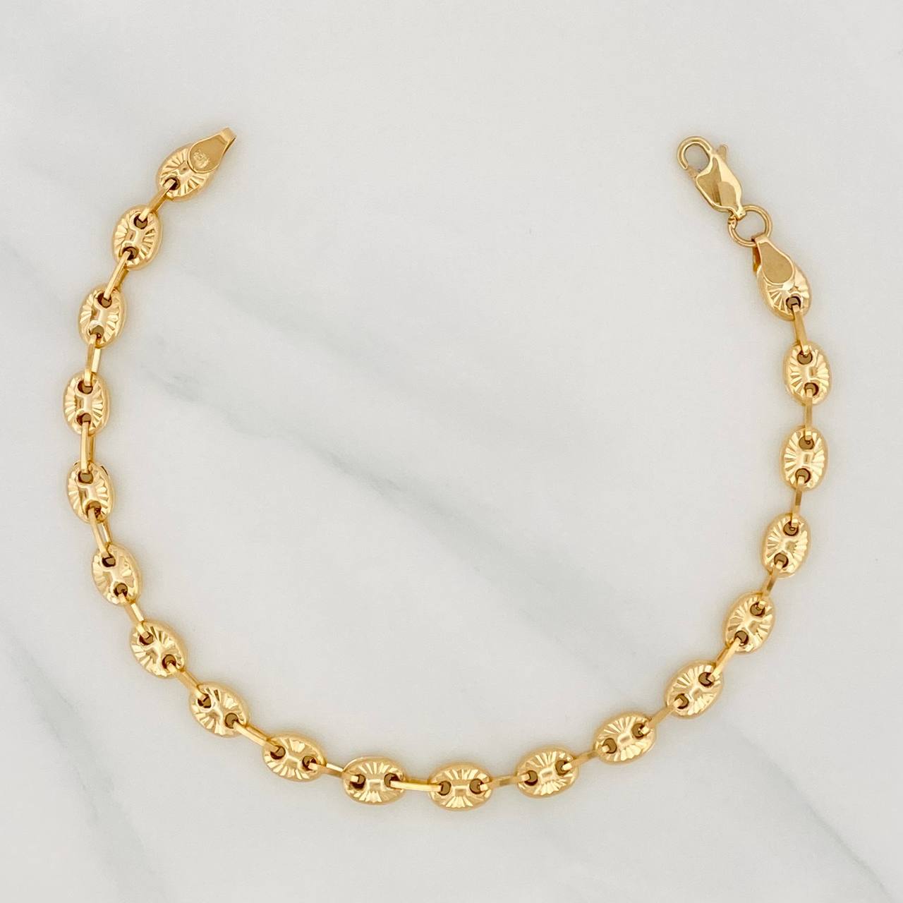 Pulso GC Diamantado 4.6g / 7 1/2 in / 4.9mm Oro Amarillo 18K