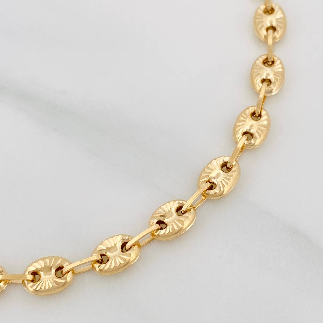 Pulso GC Diamantado 4.6g / 7 1/2 in / 4.9mm Oro Amarillo 18K