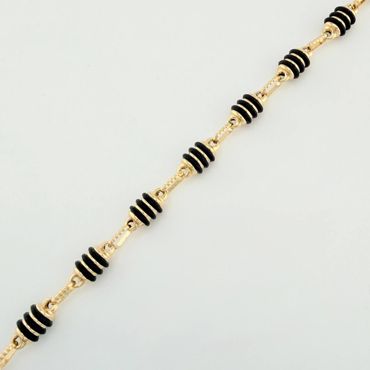 Cadena Rustica Barril 15.15gr / 26 3/4 in / 4.21mm Oro Amarillo 18K &
