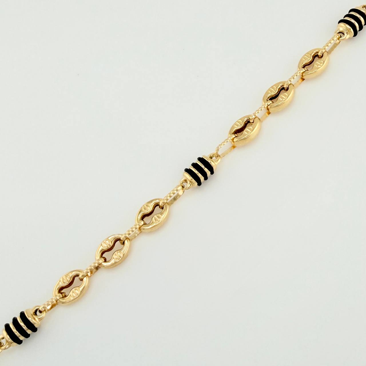 Pulso Rustico Tornillo 5.15gr / 8 1/4 in / 5.13mm Oro Amarillo 18K &