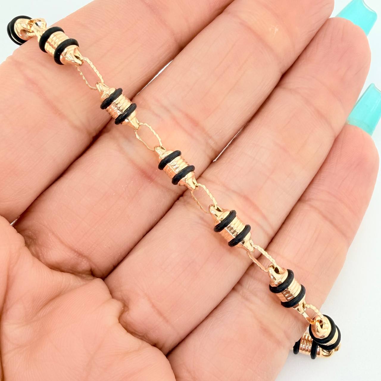 Rustic Barrel Bracelet 4.85gr / 8 in / 3.78mm Yellow Gold 18K %