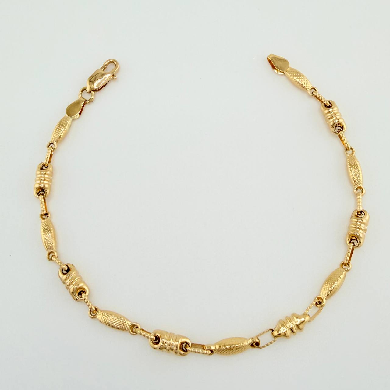 Rustic Link Bracelet 4.25gr / 7 3/4 in / 3.94mm Yellow Gold 18K %