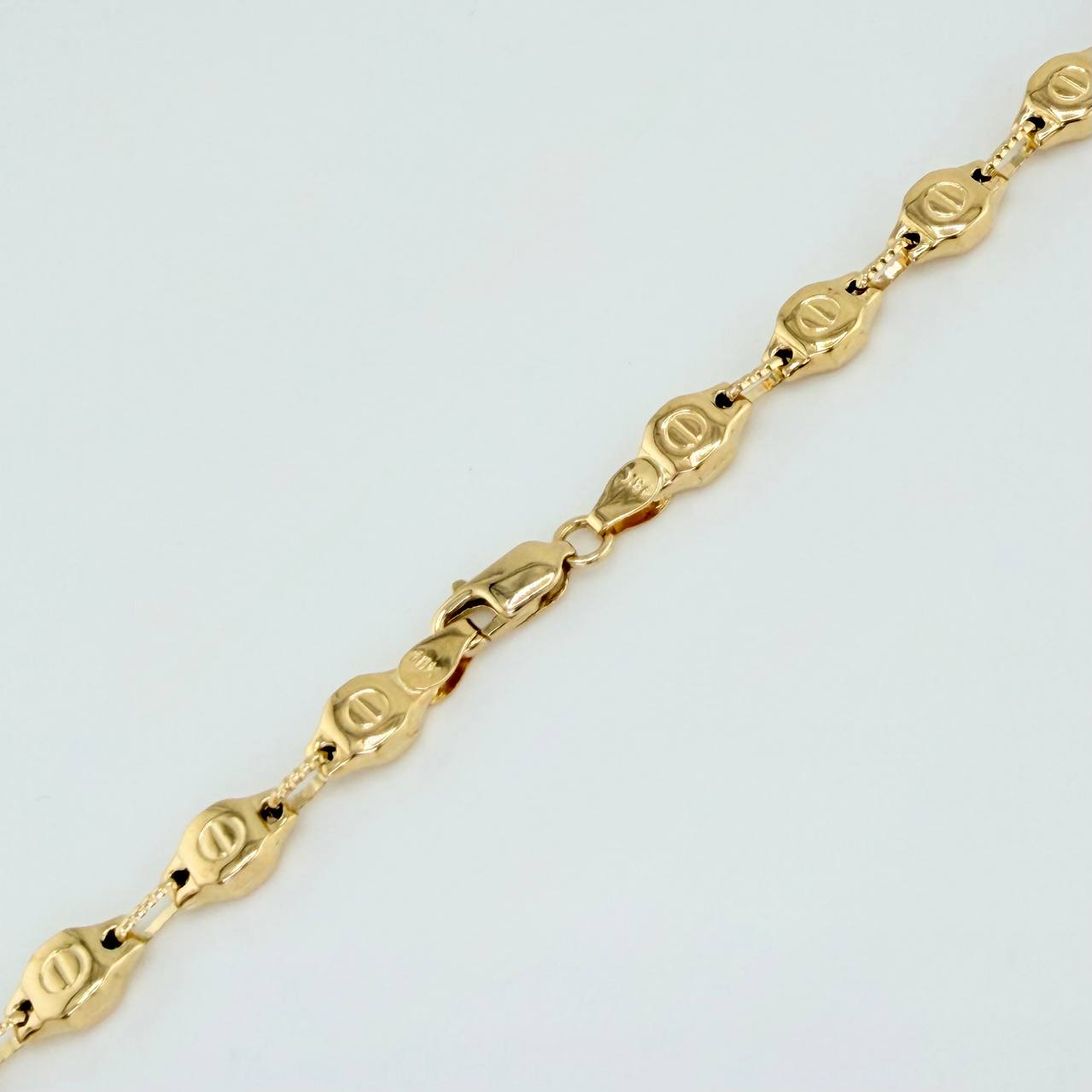 Cadena Rustico Tornillo 15.55gr / 24 1/2 in / 5.58mm Oro Amarillo 18K %